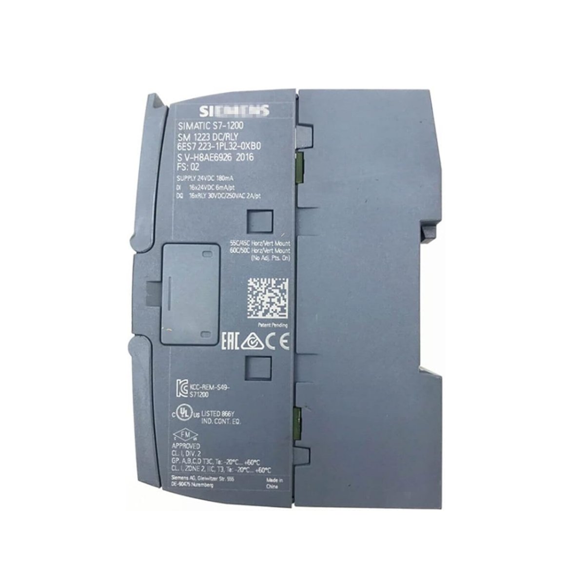 Siemens 6ES7223-1PL32-0XB0 Digital I/O module offers 16 DI, 16 relay DO, 24 V DC, 10 W power, 500 m cable support, compact design.