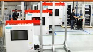 Discover Siemens SIPANEL control panels with digital twin design, ISO9000 & UL508A certified, ideal for industrial automation, PLC, and power systems.
