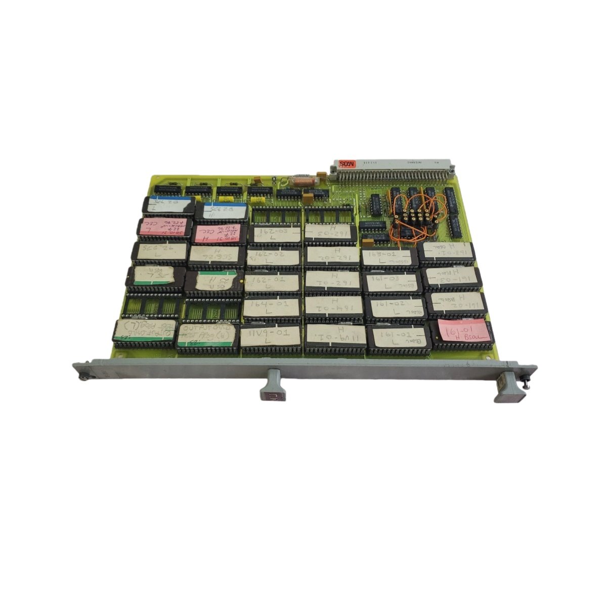Schneider SF 8512 control module. Features 8 inputs, 4 outputs, 24V DC, 1500V isolation, 0.18kg weight, 2ms response time, and hot-swap capability.