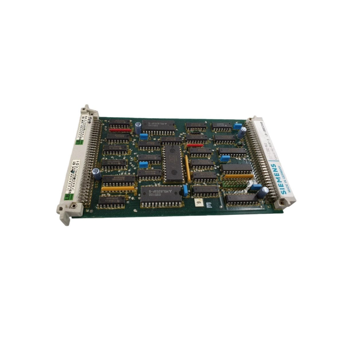Siemens C8451-A1-A197 PC Board with industrial signal processing, 24 V DC power support, compact design, electronic components