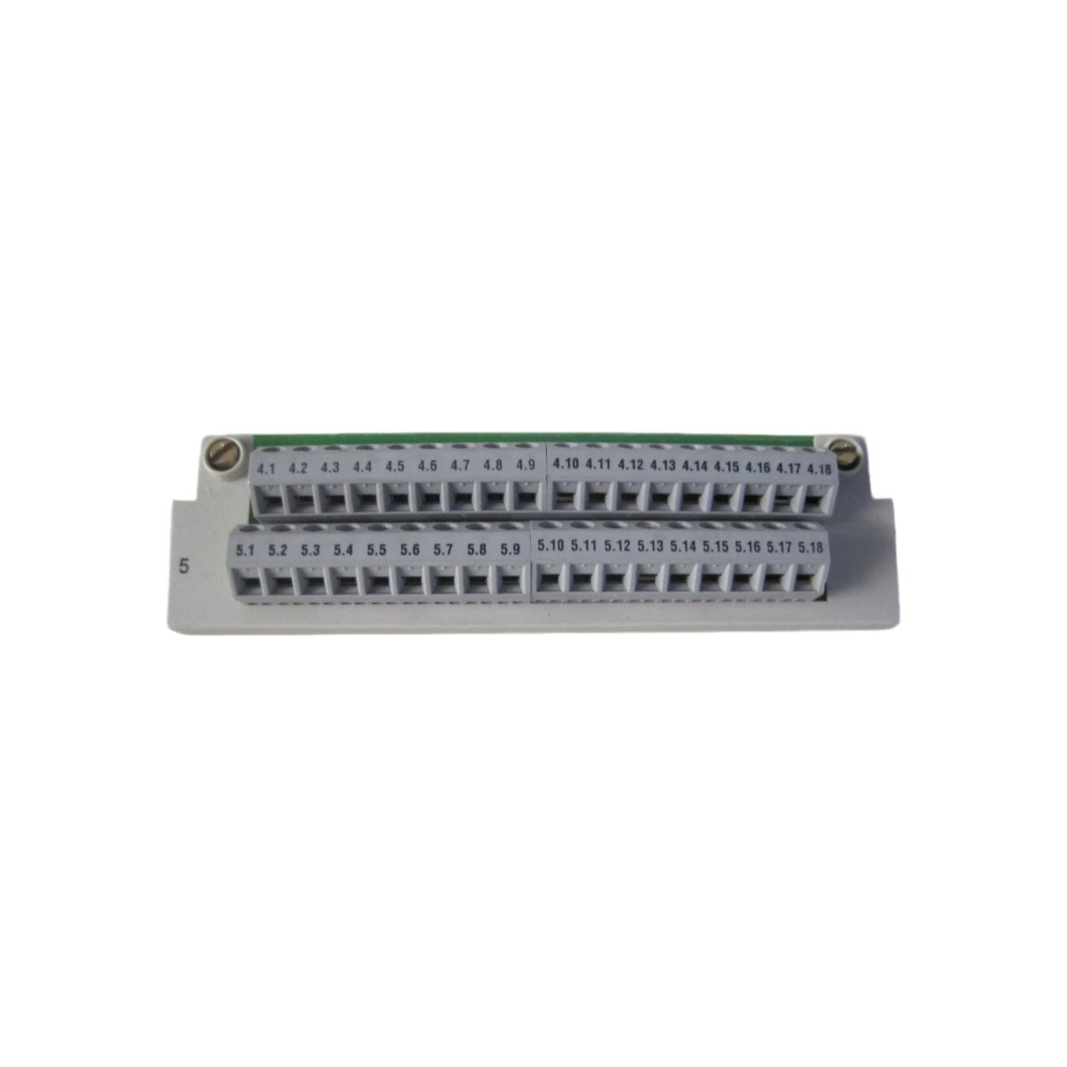 The Schneider 170XTS00501 is a 4-channel analog output module for Momentum systems. Features 12-bit resolution and output fault diagnostics.