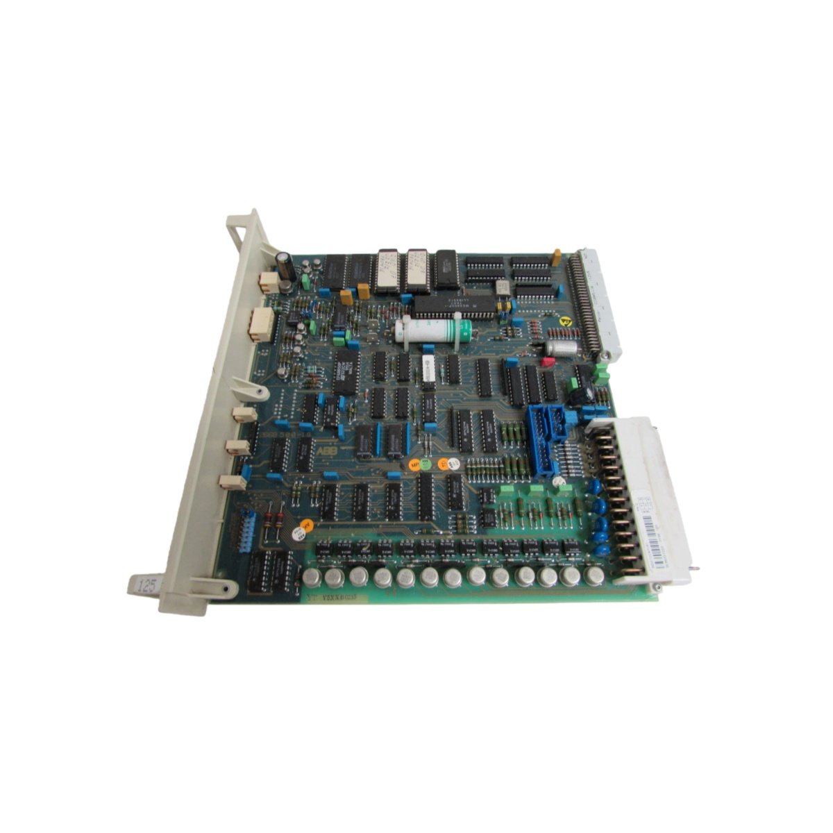 ABB PFBK165 3BSE000470R1 Processor Board with 32-bit RISC CPU, 8MB RAM, 4MB flash, RS-232/RS-485 ports, and 10ms scan time for Advant control system