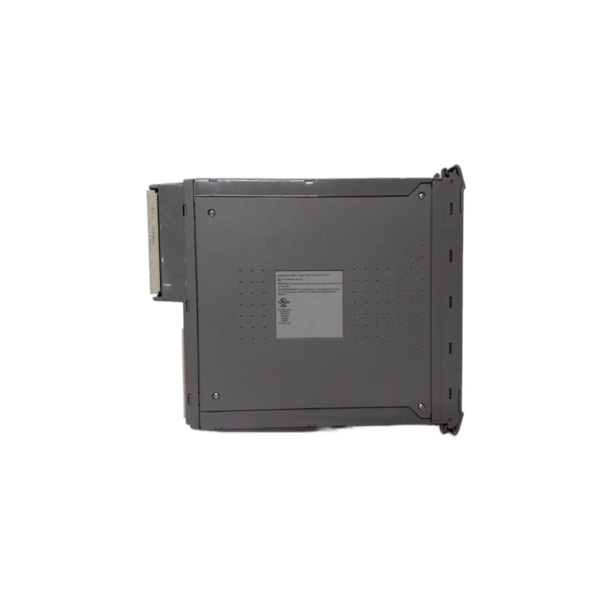 ICS Triplex T8432 dual analogue input module, 16 channels, 0–10 V DC, 16-bit resolution, 4000V AC isolation, and 10 ms update rate.ICS Triplex T8432 dual analogue input module, 16 channels, 0–10 V DC, 16-bit resolution, 4000V AC isolation, and 10 ms update rate.
