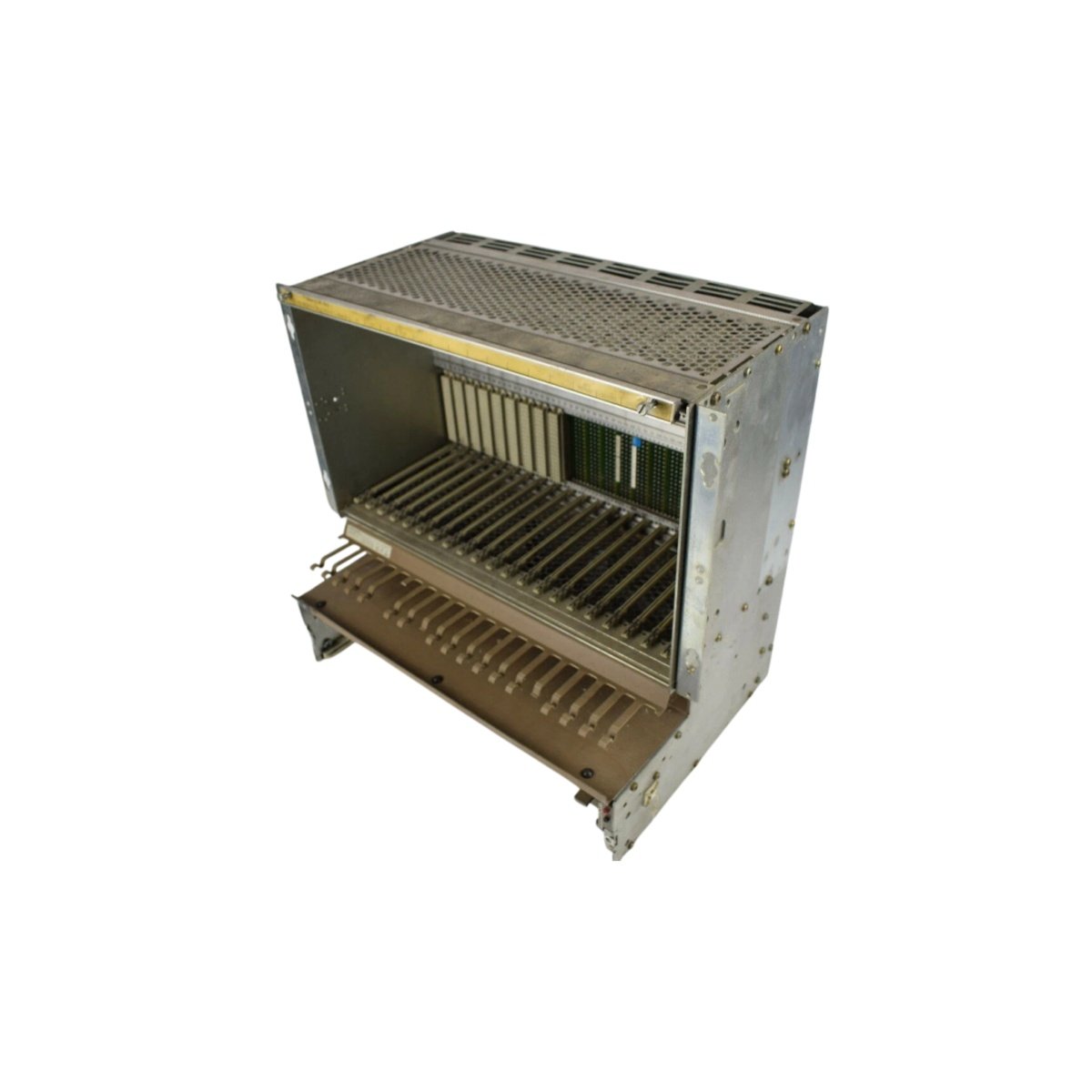 Siemens 6ES5135-3KA21 rack offers multiple module slots, 19-inch mounting, and 220 µF filtering. View full dimensions, weight, and interface specs here.
