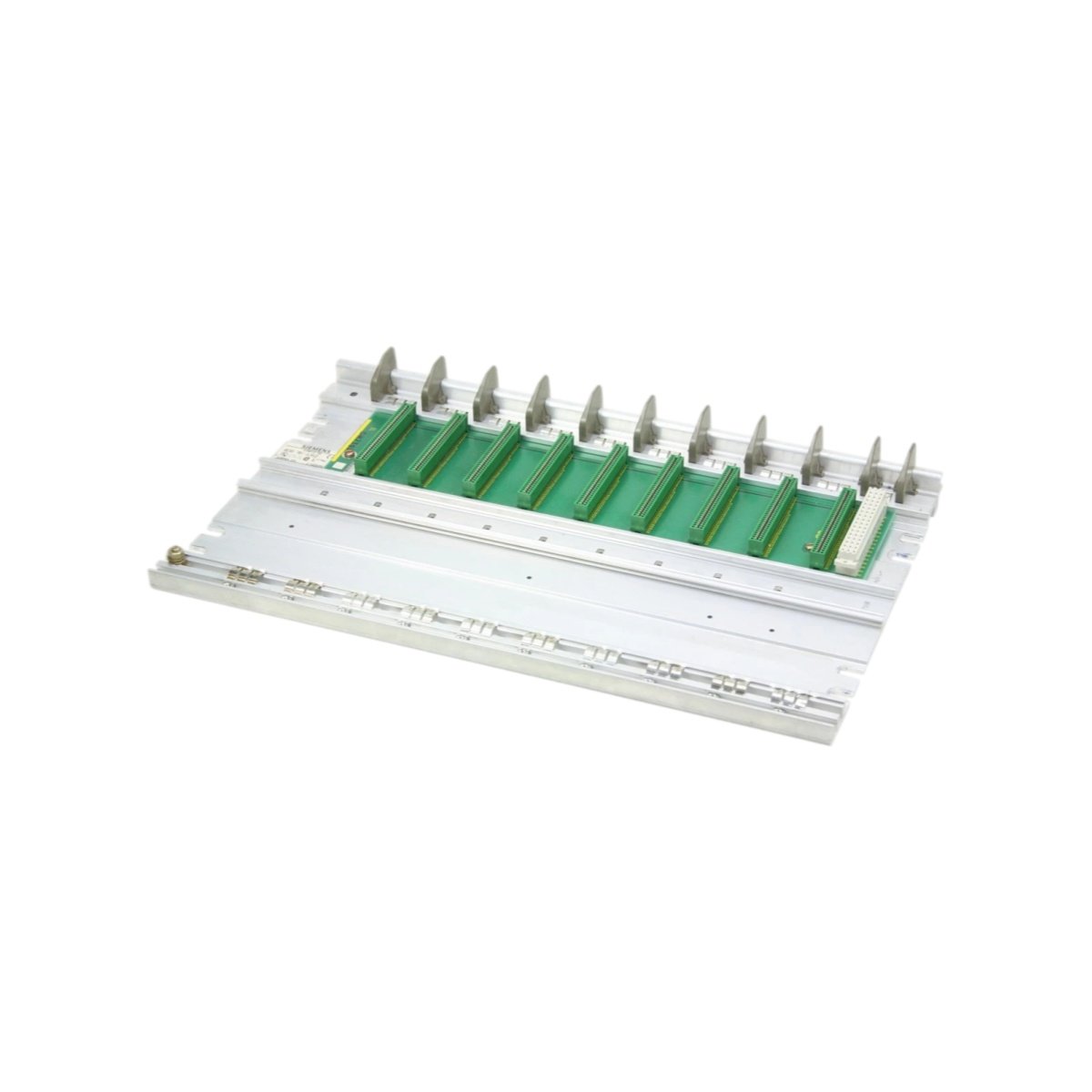 Siemens 6ES5701-1LA12 ER 701-1 expansion rack offers 12 I/O slots, 6.0 A backplane capacity, 10 m cable connection, and panel mount