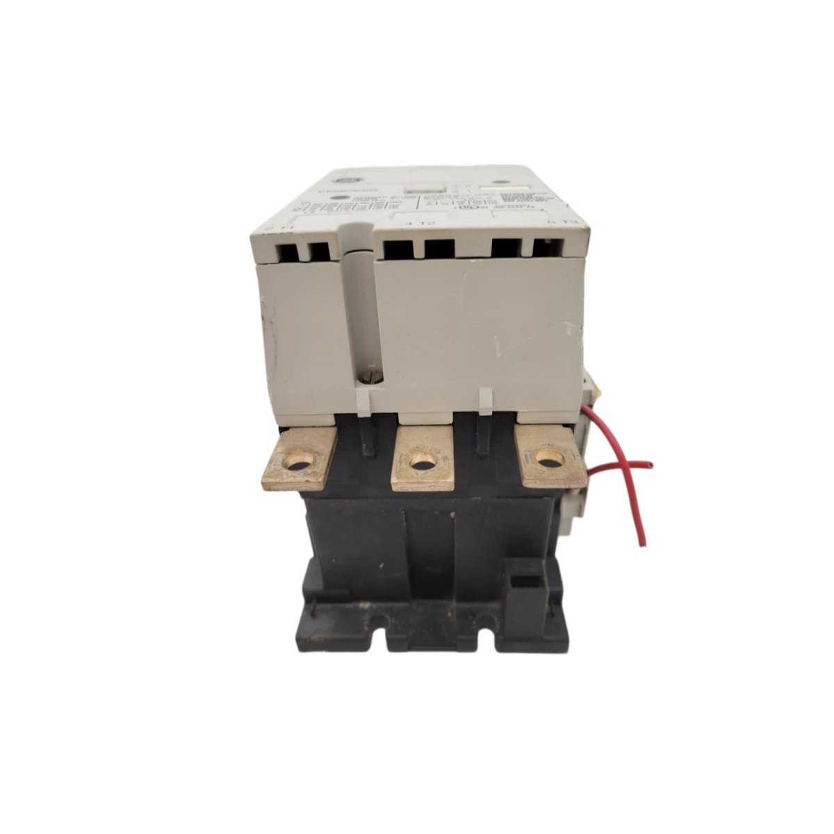GE CK08CE300 3-pole contactor handles 60 A continuous current, 120 VAC coil, 10M mechanical life, and auxiliary contacts for motor control applications.