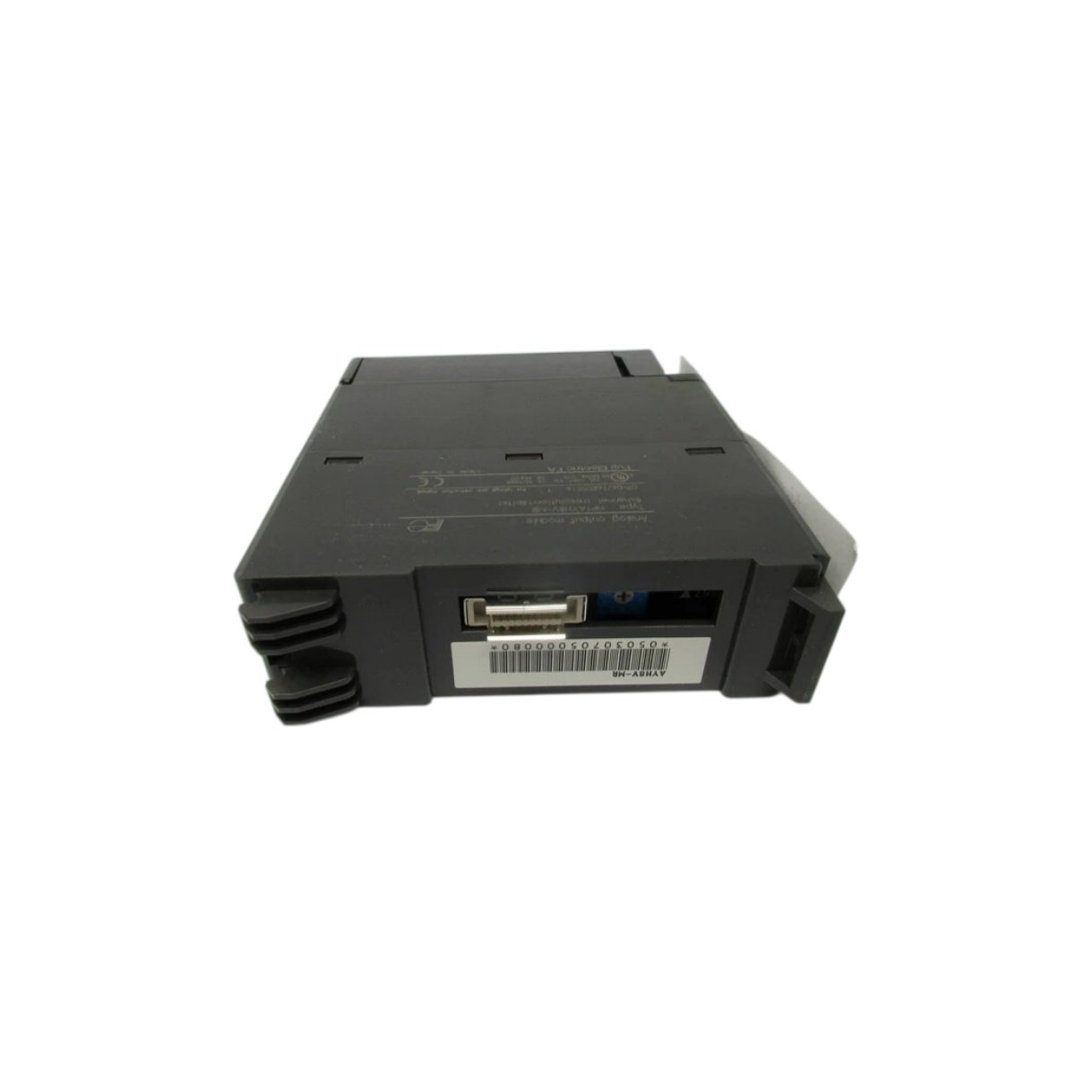 Fuji NP1AYH8V-MR analog output module delivers 8 voltage channels, 12-bit resolution, and 220 µF filtering. View full dimensions, weight