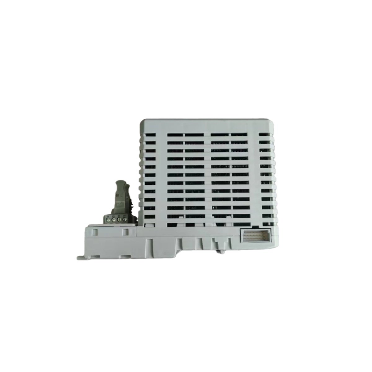 ABB PM810V2 Processor Module for Industrial Automation Systems - Image 4
