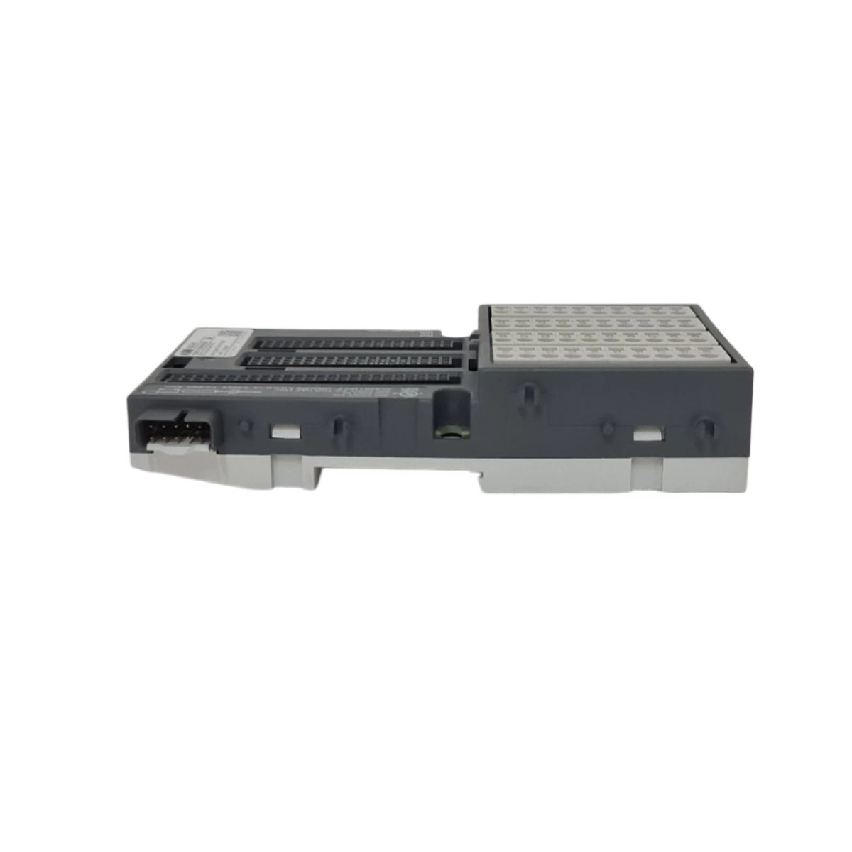 ABB TU532-XC 1SAP417000R0001 terminal unit for AC500 I/O. Screw terminals, DIN rail mount, hot-swap support. View dimensions and full specs.